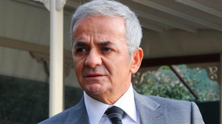 Zafer Algöz kimdir, kaç yaşında, nereli Zafer Algöz Üç Kuruş dizisine dahil oldu