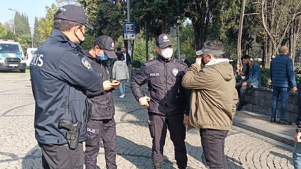 Tepki çeken görüntüler sonrası Edirnekapı Şehitliğinde polis denetimi