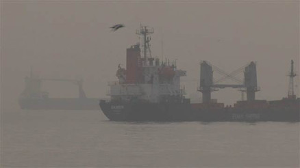 Son dakika... İstanbul Boğazı, sis nedeniyle transit gemi geçişlerine kapatıldı