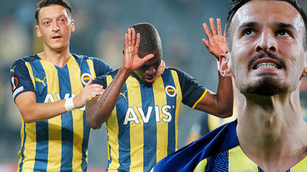 Son dakika: Fenerbahçede forvet transferi için karar çıktı Valencia, Serdar, Berisha derken eski aşk alevlendi... Son dakika: Fenerbahçede forvet transferi için karar çıktı Valencia, Serdar, Berisha derken eski aşk alevlendi...