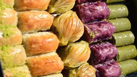 Baklavaya doyamadım Baklavaya doyamadım