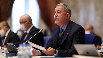 Son dakika... Bakan Akardan TSKda kimyasal silah bulunuyor iddiasına yanıt