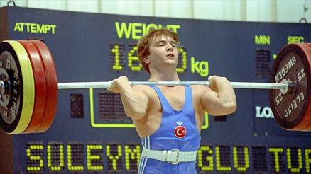 Cep Herkülü: Naim Süleymanoğlu, vefatının 4. yılında anılıyor