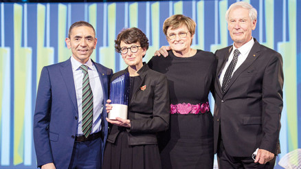 Şahin ve Türeci çiftine bir ödül daha: ‘Gelecek’ onların