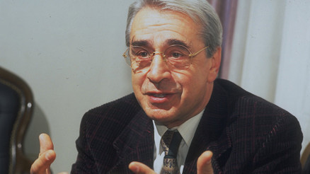 Eski İçişleri Bakanı Hasan Fehmi Güneşten acı haber