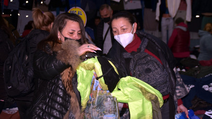 Resmen akın ettiler 1 milyona ulaştı... Kentte yoğunluk oluştu