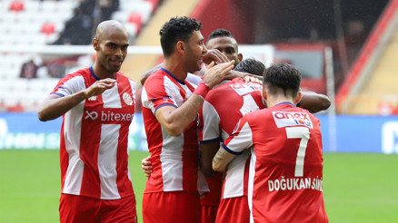 Antalyaspor’da puanlar iç sahada