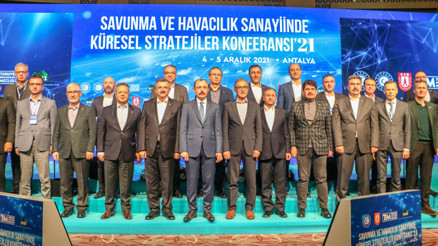 Bakan Muştan önemli ihracat açıklaması Cumhuriyet tarihinin en yüksek değeri