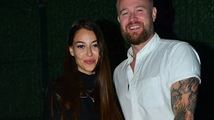 Dilan Çiçek Denizin sevgilisi Thor Saevarsson kimdir, nereli, kaç yaşında Evleniyorlar Dilan Çiçek Denizin sevgilisi Thor Saevarsson kimdir, nereli, kaç yaşında Evleniyorlar