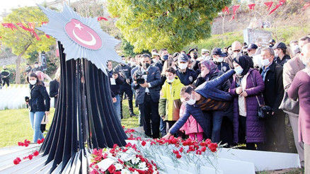 10 Aralık şehitleri anıldı