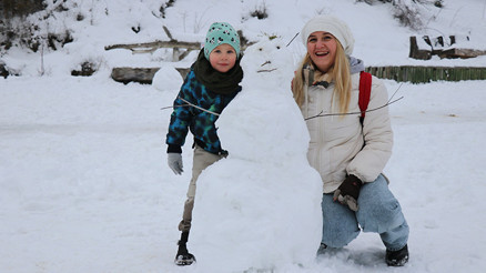 Beyaz örtüyle kaplanan Abant’a tatilci akını
