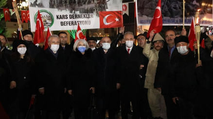 Meşalelerle anma yürüyüşü