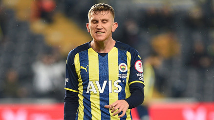 Fenerbahçede Burak Kapacak ilk kez formayı giydi