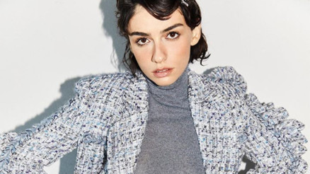 Hazar Ergüçlü kimdir, kaç yaşında, nereli Hazar Ergüçlü O Ses Türkiye Yılbaşı 2022 performansıyla göz kamaştırdı