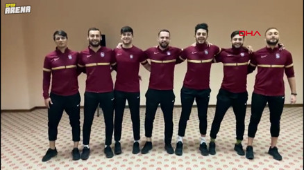 Ofsporlu futbolculardan geciken ödemelere şarkılı sitem