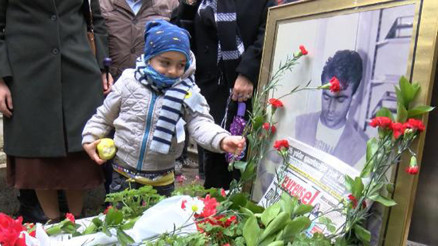 Gazeteci Metin Göktepe mezarı başında anıldı