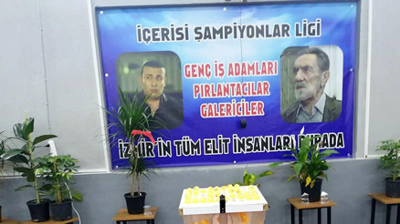 Yine aynı yer yine baskın Dikkat çeken pankart... Yine aynı yer yine baskın Dikkat çeken pankart...