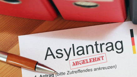 Almanya’ya rekor sayıda iltica başvurusu