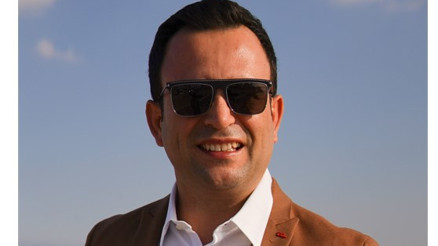 Uğur Sezginer İzmir değerlenmeye devam edecek Uğur Sezginer İzmir değerlenmeye devam edecek