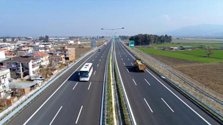 Bakan Karaismailoğlu: Egeye ulaşım kolaylaşacak