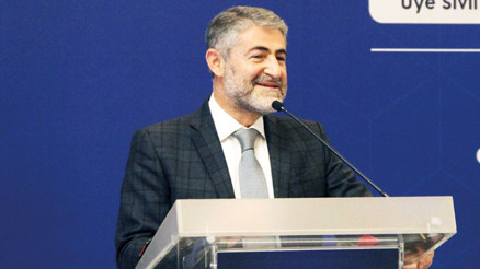 Türkiye sapasağlam yoluna devam ediyor