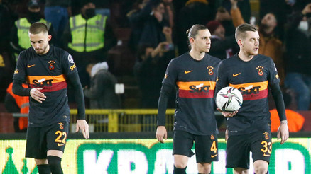 Galatasarayda büyük tehlike Düşme hattına iyice yaklaştı...