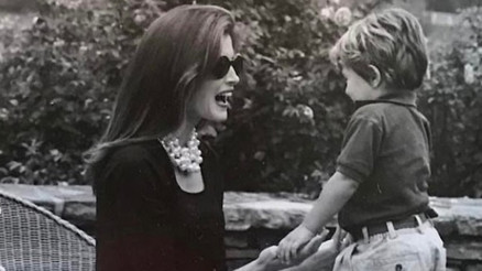 Ünlü yıldızın evlat acısı dinmiyor: Seni çok özledim, bu kederin sonu yok