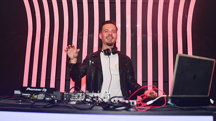 Şarkıların mutfağına yolculuk Şarkıların mutfağına yolculuk