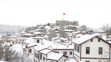 Kar hem neşe hem kaza getirdi