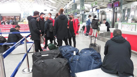 Elazığ Karakoçan, İzmirden dönemiyor Üçüncü iptal...