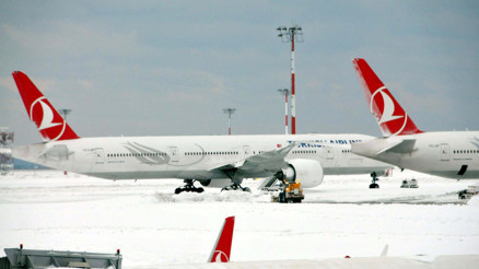 Son dakika... İstanbul’da kar THY duyurdu: Uçuşlar başladı Son dakika... İstanbul’da kar THY duyurdu: Uçuşlar başladı