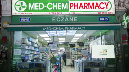 ‘10 yıl içinde eczanede göğüs büyütme ve doğum yapılabilecek’