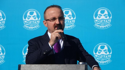AK Partili Turan: Trolü açıklayacağım derken trol ordusu karşısında olduğunu gördü