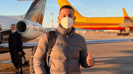 Galatasarayda Bartuğ Elmaz kadro dışı bırakıldı