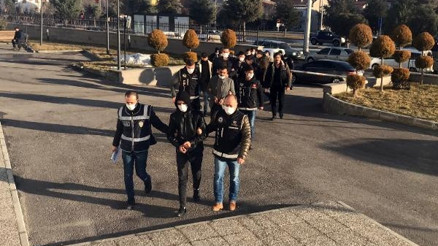 Karamanda suç örgütü operasyonu: 8 gözaltı