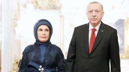 Siyasilerden acil şifalar mesajları