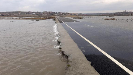 Taşan Ergene Nehri için sarı alarm Ekili alanlar sular altında