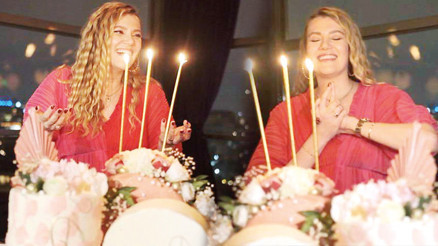 Celal Can Algülden sevgilisi Derya Şensoya sürpriz parti