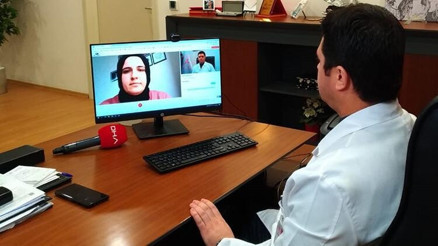 Karantinada olanlara evlerinde görüntülü online muayene