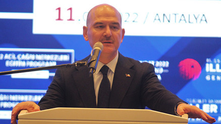 Son dakika: Bakan Soyludan gereksiz acil çağrı merkezi kullanımına tepki Son dakika: Bakan Soyludan gereksiz acil çağrı merkezi kullanımına tepki