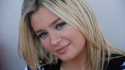 Damla Debre kimdir, kaç yaşında Damla Debre filmleri ve dizileri