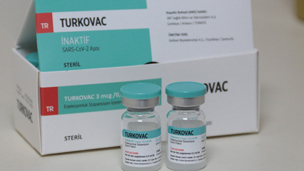 Son dakika... TURKOVAC, 16-18 yaş arası gönüllülerde uygulanmaya başladı