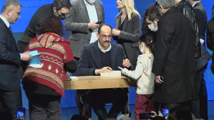 İbrahim Kalın: Bizim medeniyetimiz bir kitap medeniyetidir