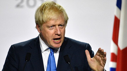 Johnson duyurdu İngiltere koronavirüs kısıtlamalarını kaldırıyor