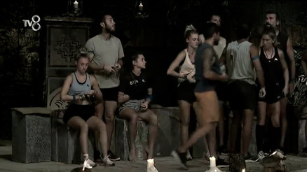 Yasin-Hikmet kavgası Survivor’a damga vurdu Survivor Yasin diskalifiye mi oldu, elendi mi