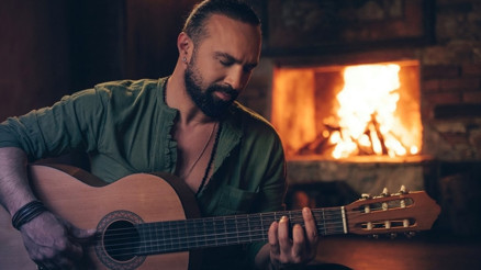 Selçuk Şarbalkan’dan yeni single müjdesi Selçuk Şarbalkan’dan yeni single müjdesi