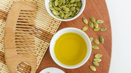 Kabak Çekirdeği Yağı Nasıl Kullanılır Kabak Çekirdeği Yağı Saça ve Cilde Faydaları