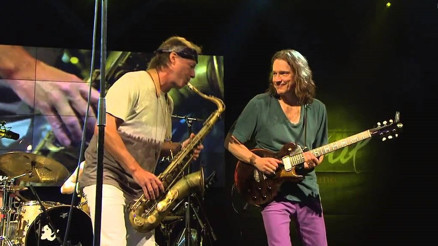 Mart CRR’den baktırır caz konseri yaptırır