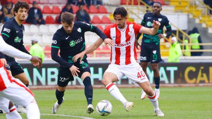 Bursaspor, 9 kişi kalan Bolusporla yenişemedi