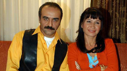 Demet Akbağ 15 yıl sonra sahneye dönüyor